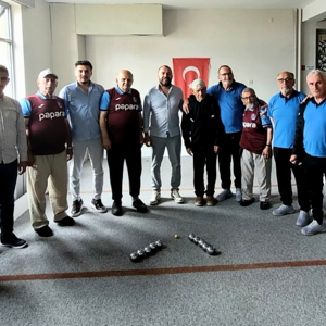 1 Ekim Dünya Yaşlılar Günü Etkinlikleri Kapsamında Dostluk Maçı Gerçekleştirildi. - fotoğraf 3