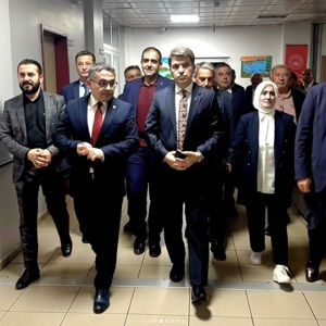 Valimiz Önder BAKAN, Huzurevi Sakinleriyle Akşam Yemeğinde Bir Araya Geldi - fotoğraf 2