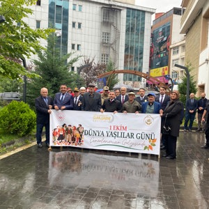 1 Ekim Dünya Yaşlılar Günü’nde Gümüşhane’de Anlamlı Yürüyüş - fotoğraf 3