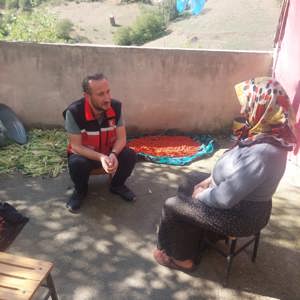 Kıymetli Büyüklerimize  Anlamlı Hane Ziyaretleri - fotoğraf 3