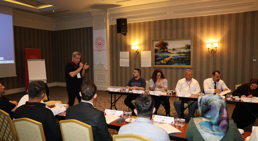  Van’da Sosyal Hizmet Alanında Mesleki Kapasiteyi Güçlendiren Eğitim Çalışmaları Gerçekleştirildi