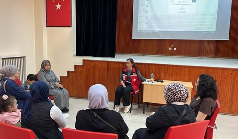 Okul ve Aile: Aynı Hedefte, Güçlü Bir Gelecek