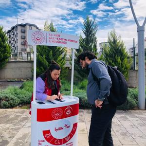 “İyilik Var” Uygulaması Kilis 7 Aralık Üniversitesi Kampüsü’nde Tanıtılıyor - fotoğraf 6