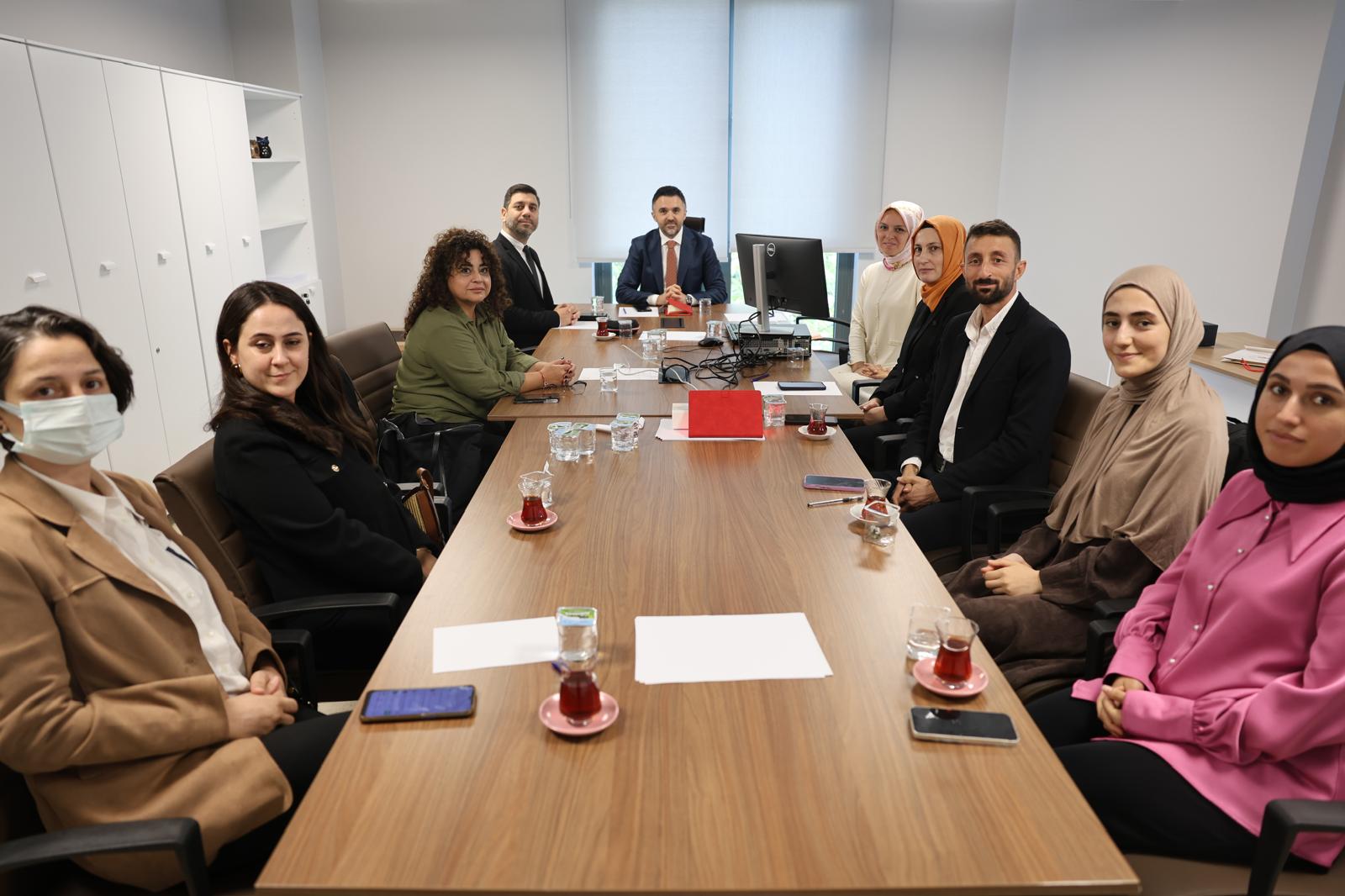 Çalışmalarımızı Değerlendiriyoruz