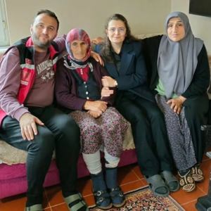 Şehitlerimiz Bekir Yıldız İle Celal Yıldırım’In Şehadet Yıl Dönümleri Vesilesiyle Kabirleri Ve Aileleri Ziyaret Edildi. - fotoğraf 3