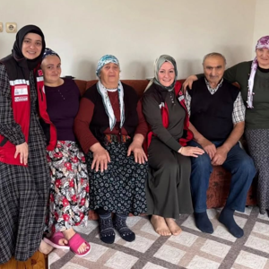Şehit Yakınları Ve Gazilerimiz Hanelerinde Ziyaret Edildi. - fotoğraf 4