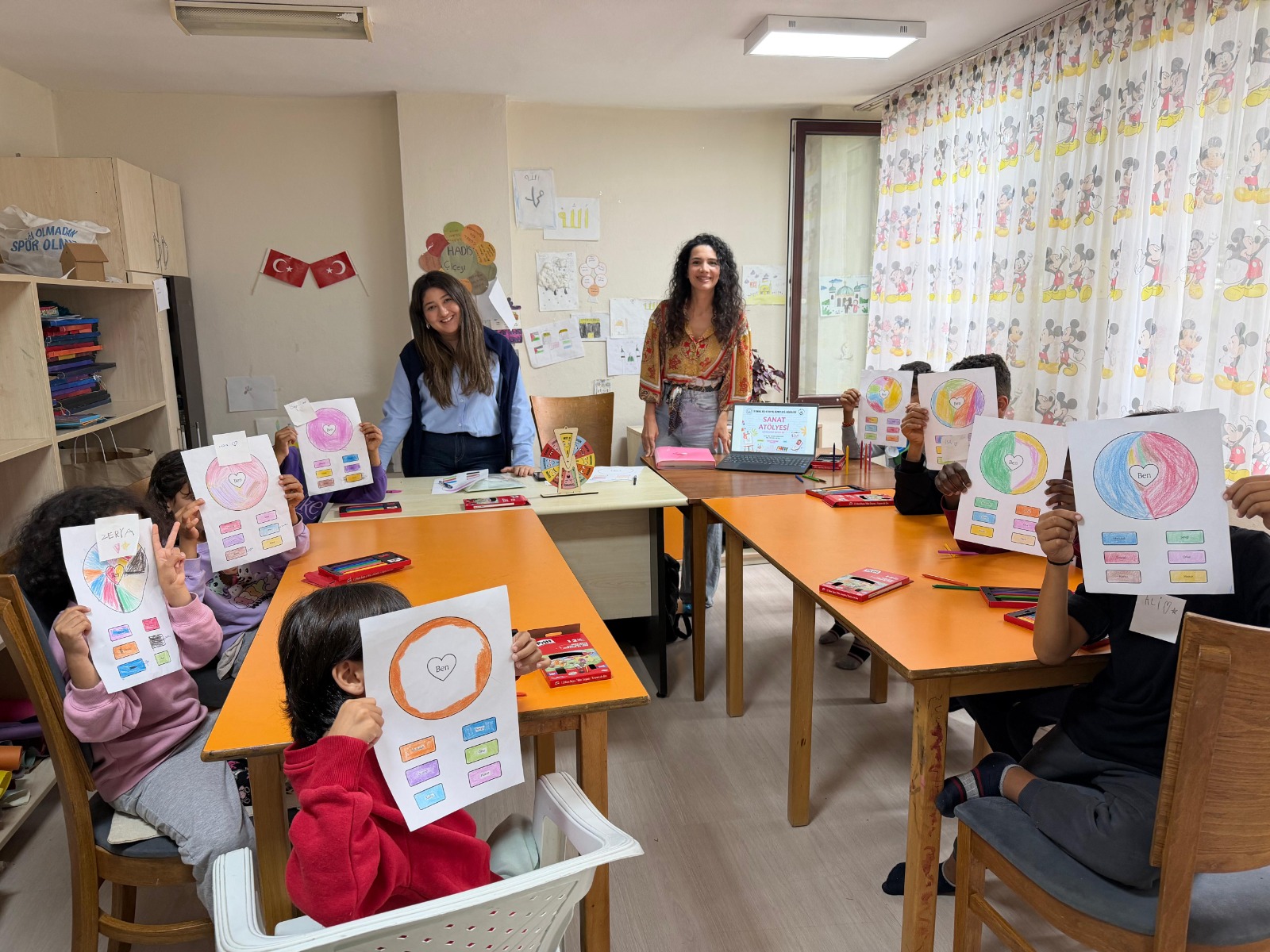 Çocuklarımız Duygularını Renklendirdi