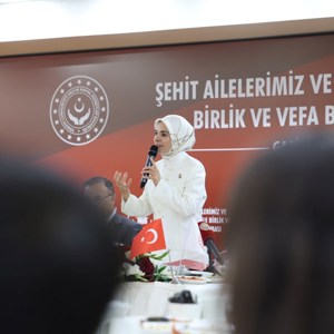 Bakan Göktaş, Gaziantep'te şehit aileleri ve gazilerle vefa buluşmasında bir araya geldi: - fotoğraf 4