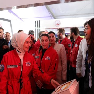 Aile ve Sosyal Hizmetler Bakanımız Göktaş, TEKNOFEST Güneydoğu'yu ziyaret etti - fotoğraf 3