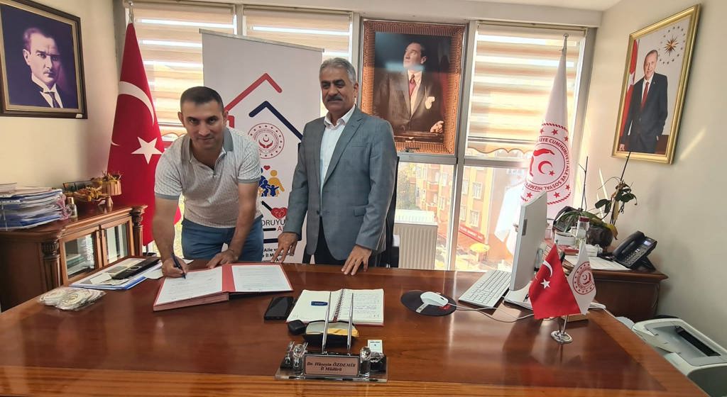 Yeni bir Koruyucu Aile Sözleşmesi İmzalandı