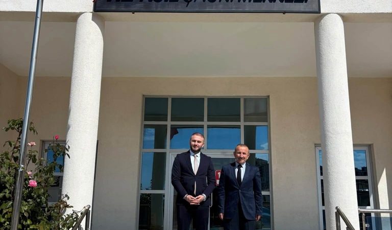İl Müdürümüz Alper Alp’ten 112 Çağrı Merkezi Müdürü Harun Esim’e Ziyaret