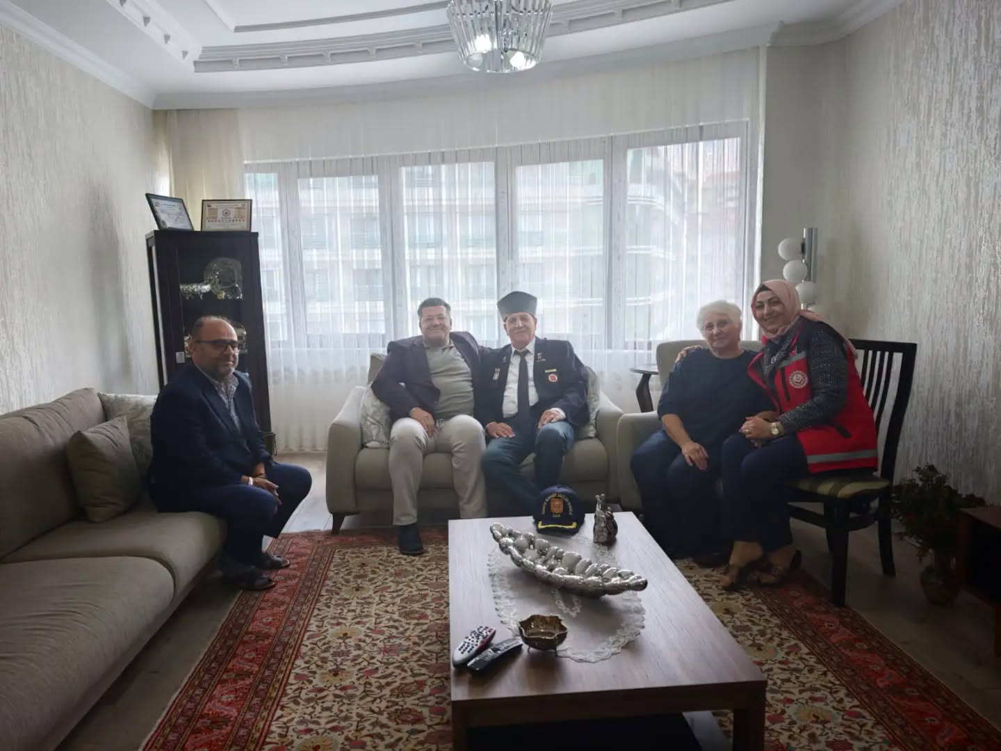 Şehit Yakınlarımız Ve Gazilerimiz Başımızın Tacıdır