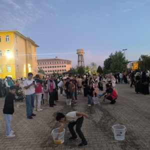 🎬🌙 Gökyüzü Altında Çocuk Kahkahaları İdil’de - fotoğraf 3