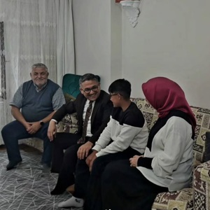 İl Müdürümüz Adem YÜCEL’den Koruyucu Aile Ziyareti - fotoğraf 1