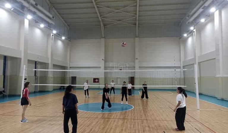 Bizim Çocuklar 8. Voleybol Turnuvası