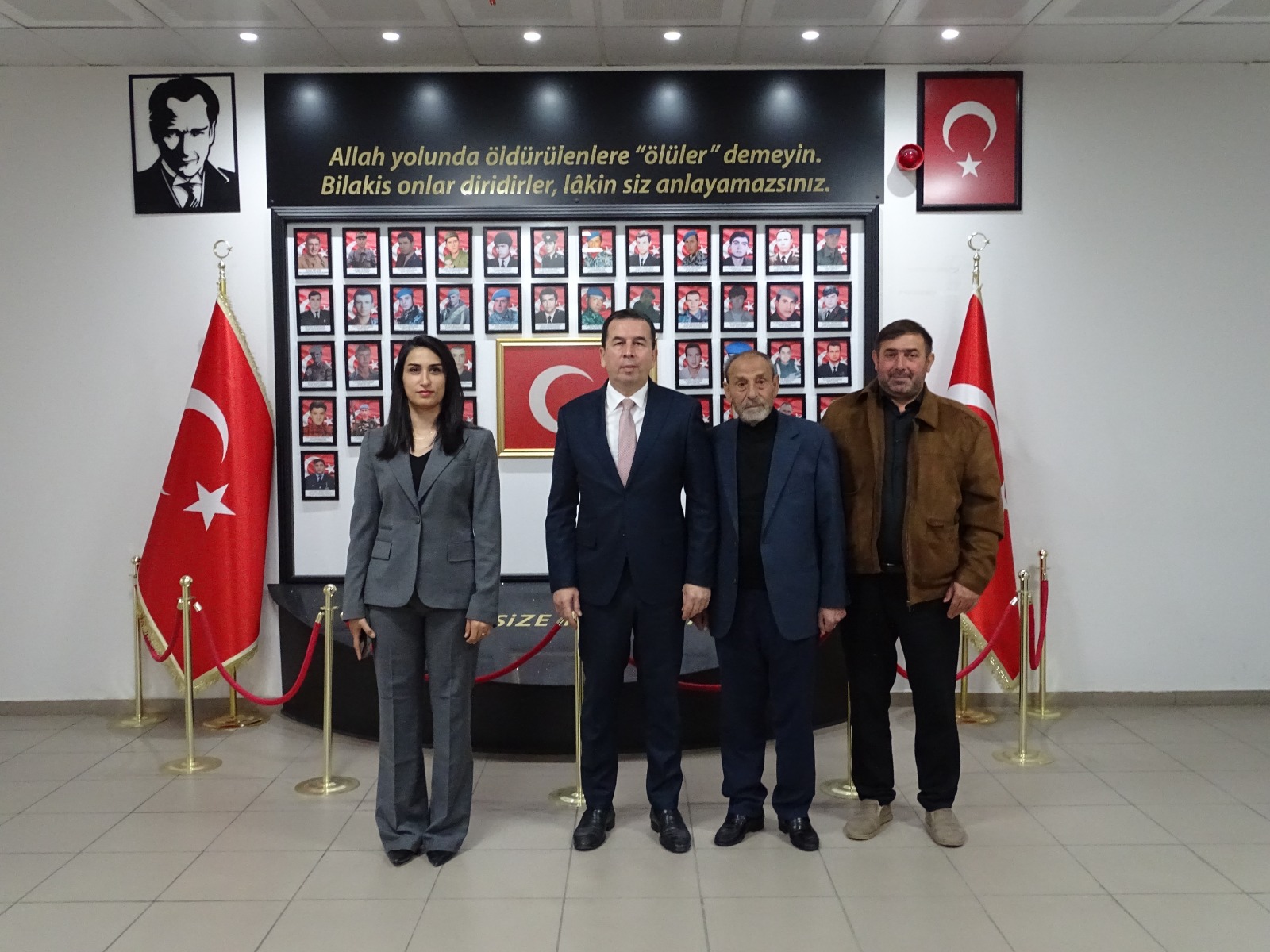 Şehit Babamız Ömer ESKİCİ ile Birlikte Kaymakamımızı Ziyaret Ettik