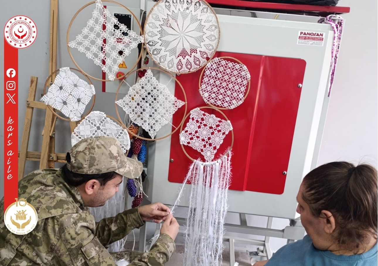 📍 Dünün Emeği, Bugünün Sanatı: Unutulmaz Danteller Duvar Süsüne Dönüştü! 🌸🎨