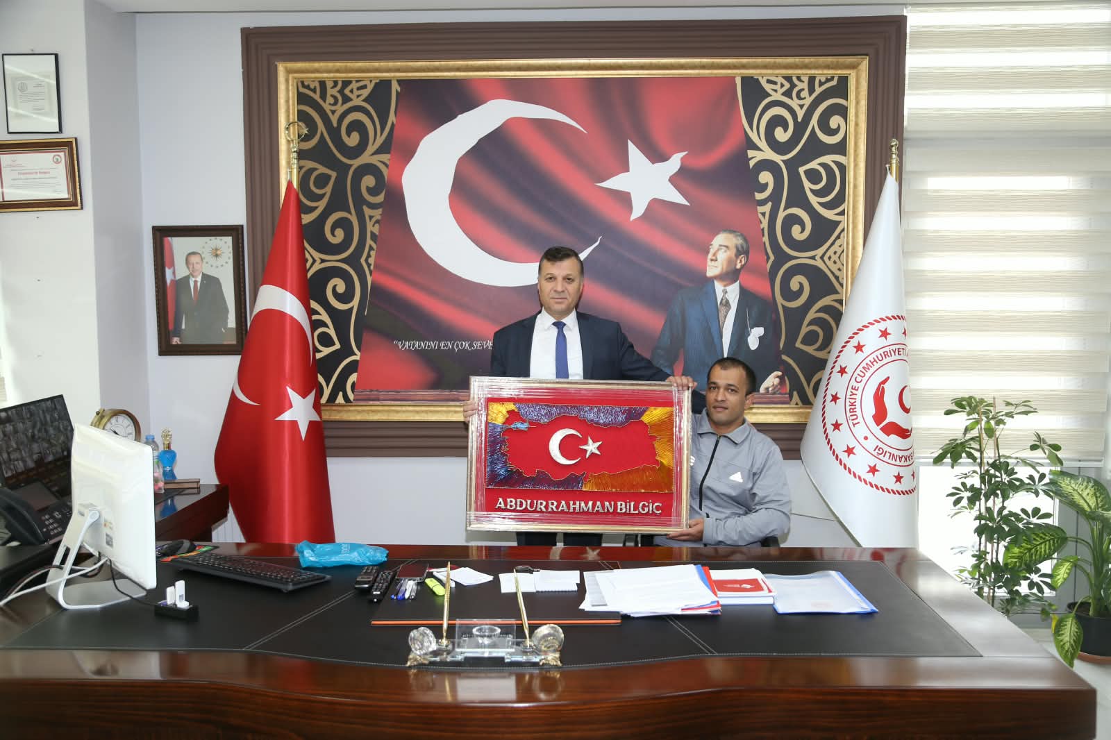 SANATIN İÇİNDE AZİM, EMEĞİN İÇİNDE GÖNÜL VAR…