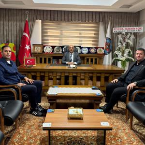 İl Müdürümüz Tuhafiyeciler ve Konfeksiyoncular Esnaf Odası Başkanını Ziyaret Etti - fotoğraf 1