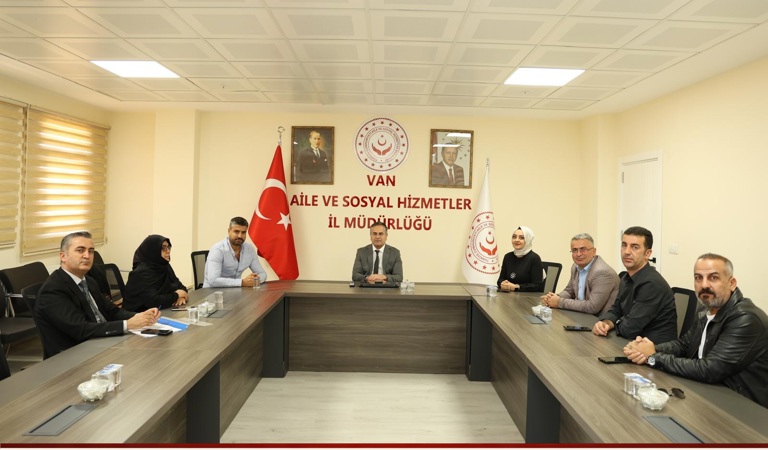 Çocuk Hizmetleri Değerlendirme Toplantısı İl Müdürümüz Başkanlığında Gerçekleştirildi