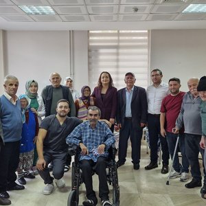 Zile Huzurevinde "1 Ekim Dünya Yaşlılar Günü" Coşkuyla Kutlandı - fotoğraf 1