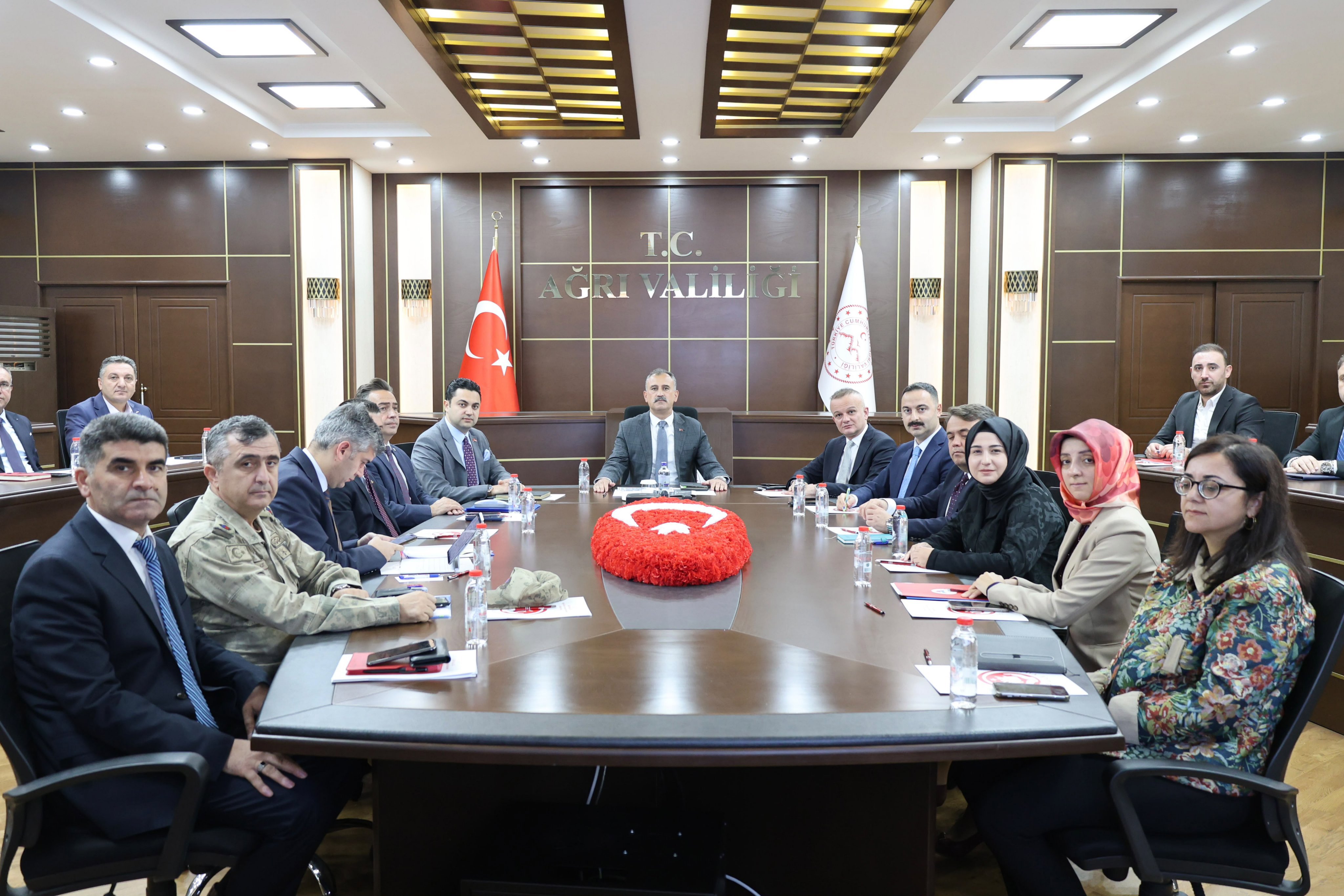 Ailenin Korunması ve Güçlendirilmesi İl Koordinasyon Kurulu Toplantısı ve  “İyilik Var” Millî Gönüllülük Platformu Toplantısı - fotoğraf 1