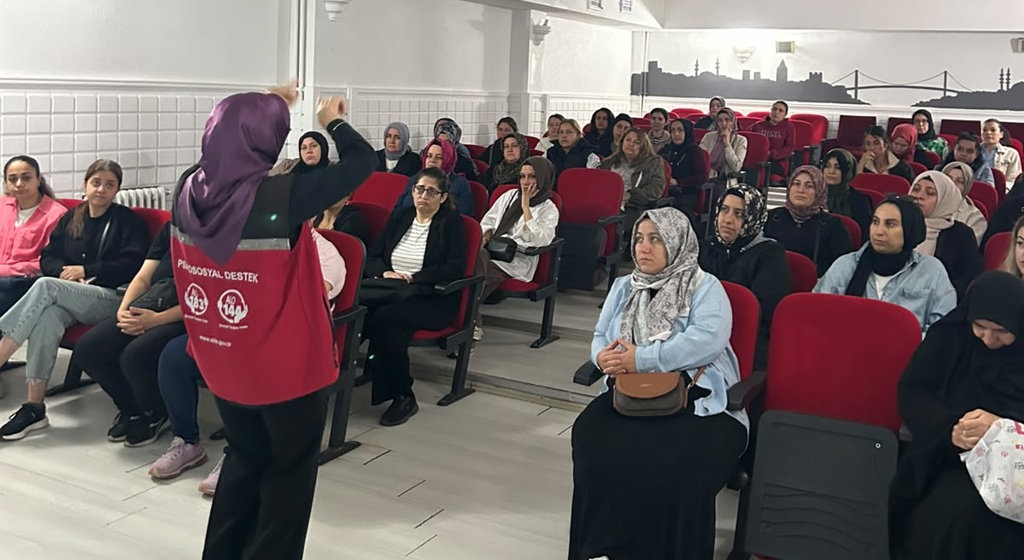 Tüm İlçelerimizde Aile Eğitim Programlarımızı Sürdürüyoruz