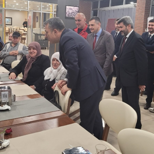 Sayın Valimiz Tahir Şahin Tarafından Düzenlenen Yemek Davetine İştirak Edildi. - fotoğraf 3
