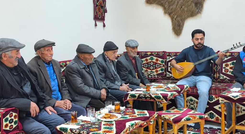 1 Ekim Dünya Yaşlılar Günü