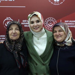 Bakanımız Göktaş, Kastamonu’da şehit aileleri ve gazilerle vefa buluşmasında bir araya geldi - fotoğraf 8