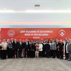 "Şehit Ailelerimiz ve Gazilerimizle Birlik ve Vefa Buluşması"nın 27'ncisi Denizli'de yapıldı - fotoğraf 9