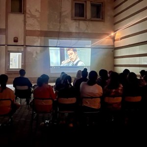 🎬 Yıldızların Altında Sinema Keyfi - fotoğraf 1