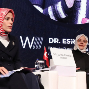 Cumhurbaşkanı Erdoğan ve Emine Erdoğan Hanımefendi, Bakanlığımız ve KADEM İşbirliğinde Düzenlenen 3. Uluslararası Kadın ve Adalet Zirvesi’ne Katıldı. - fotoğraf 3
