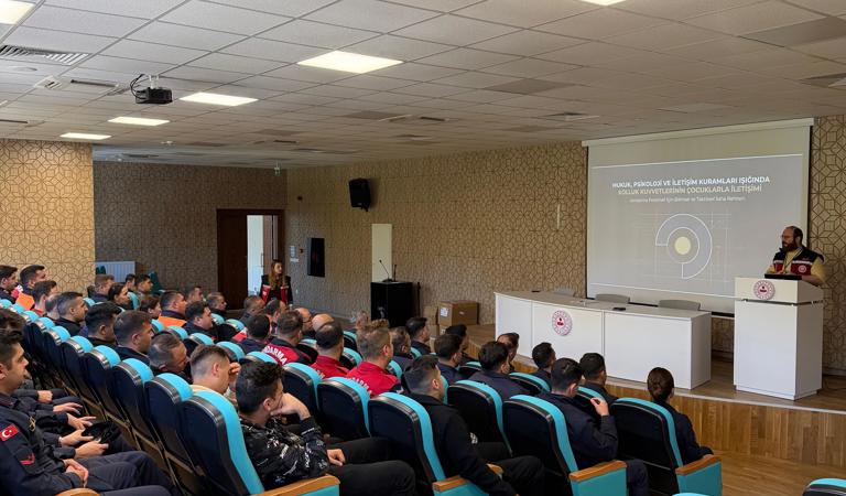 Okul Güvenliği İş Birliği Protokolü Kapsamında, Okul Çevrelerinde Görev Yapan Jandarma Personeline Yönelik Eğitimi Gerçekleştirdik
