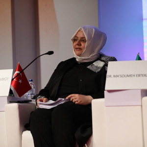 Cumhurbaşkanı Erdoğan ve Emine Erdoğan Hanımefendi, Bakanlığımız ve KADEM İşbirliğinde Düzenlenen 3. Uluslararası Kadın ve Adalet Zirvesi’ne Katıldı. - fotoğraf 4