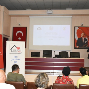 Antalya’da Koruyucu Ailelere Yönelik 1. Kademe Eğitimi Tamamlandı - fotoğraf 1