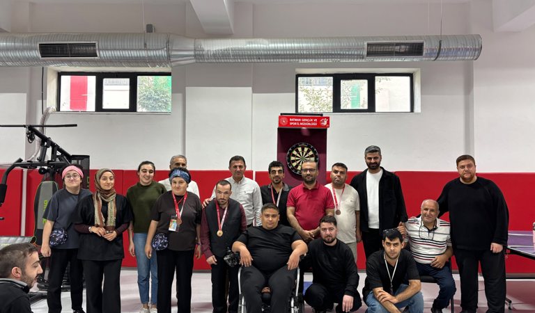 Engelli Aktif Yaşam Merkezi’nde Dart Turnuvası Düzenlendi