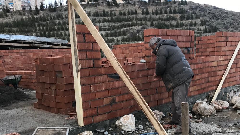Sosyal Destek Hızır Tokat Kapsamında, Yangında Evleri Tamamen Yanan 2 Vatandaşımıza ve Fırtına Sonucu Çatısı Uçan 1 Vatandaşımıza İnşaat Malzemeleri Yardımı Yapıldı