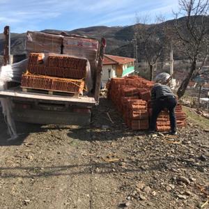 Sosyal Destek Hızır Tokat Kapsamında, Yangında Evleri Tamamen Yanan 2 Vatandaşımıza ve Fırtına Sonucu Çatısı Uçan 1 Vatandaşımıza İnşaat Malzemeleri Yardımı Yapıldı - fotoğraf 2