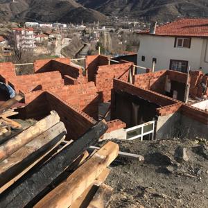 Sosyal Destek Hızır Tokat Kapsamında, Yangında Evleri Tamamen Yanan 2 Vatandaşımıza ve Fırtına Sonucu Çatısı Uçan 1 Vatandaşımıza İnşaat Malzemeleri Yardımı Yapıldı - fotoğraf 9