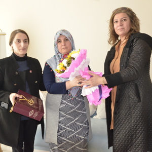 Şehit Ailelerine 8 Mart Dünya Kadınlar Günü Ziyareti - fotoğraf 1