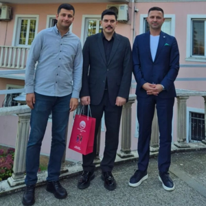  ismail Çolak, Türk Eğitim Vakfı Trabzon Şube Başkanı Emrah Nebioğlu’nu Makamında Ağırladı. - fotoğraf 1