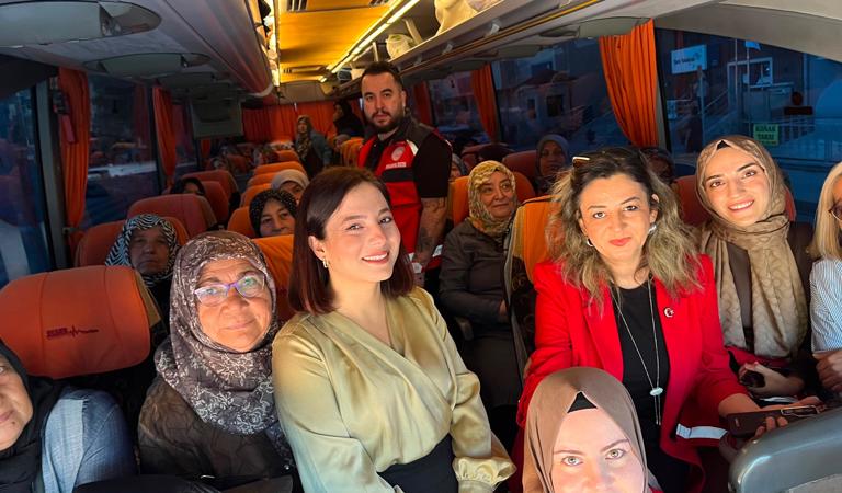 Çanakkale, Bursa ve Eskişehir gezi programına katılacak kıymetli şehit annelerimiz, İl Müdür Yardımcımız Sayın Anıl KELEŞ ve Şube Müdürümüz Sayın Hasret ÖZ tarafından yolcu edildi.
