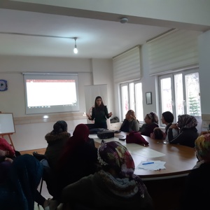 Kozan Sosyal Hizmet Merkezi Müdürlüğümüzde “Ebeveyn Tutumları” Anlatıldı - fotoğraf 2