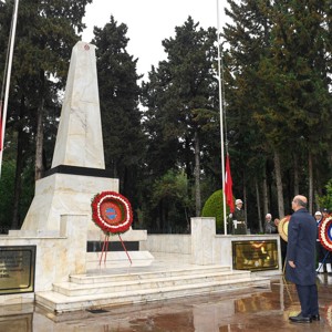 18 Mart Şehitleri Anma Günü ve Çanakkale Zaferi’nin Yıl Dönümünde Aziz Şehitlerimiz Saygıyla Anıldı - fotoğraf 5