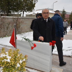 Çanakkale Şehitleri, Niğde’de Düzenlenen Törenle Anıldı. - fotoğraf 7
