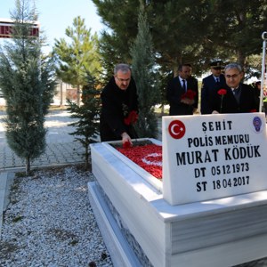 Şehitleri Anma Günü ve Çanakkale Zaferi’nin 105. Yılı Gururla Kutlandı - fotoğraf 21