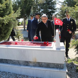 Şehitleri Anma Günü ve Çanakkale Zaferi’nin 105. Yılı Gururla Kutlandı - fotoğraf 22