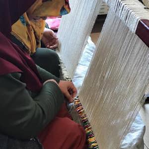 Kadınlar devlet kurslarında sanat öğreniyor - fotoğraf 4
