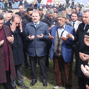 Ağrı, şehidini son yolculuğuna uğurladı - fotoğraf 7